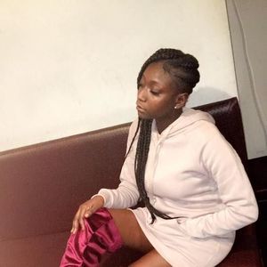 Meet your Posher, Renee